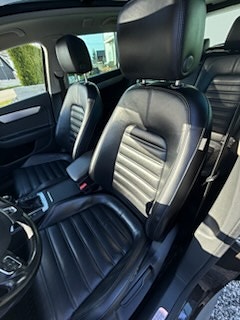 Volkswagen Passat 23 of 30