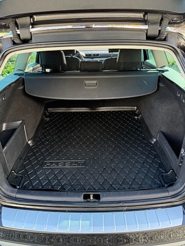 Volkswagen Passat 22 of 30