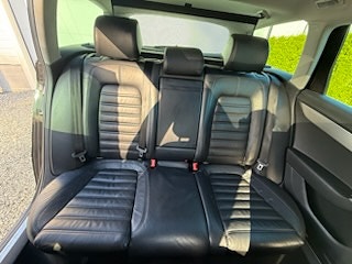 Volkswagen Passat 21 of 30