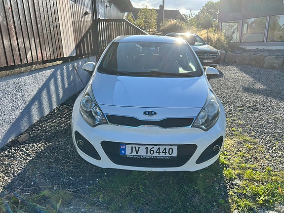 Kia Rio 3 of 5