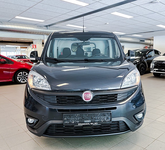 Fiat Doblo 4 of 28