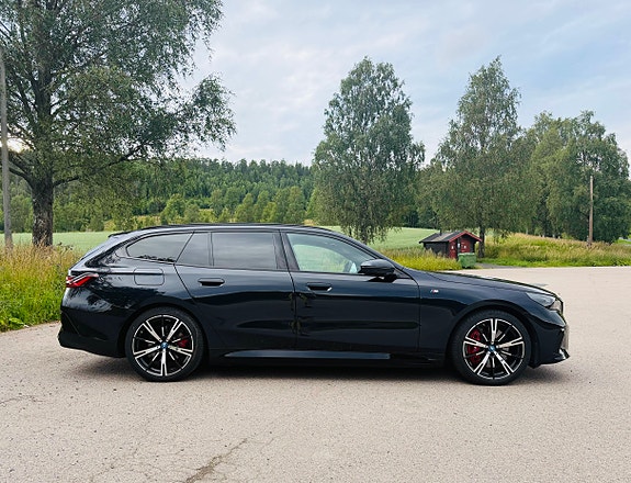 BMW i5 5 of 30