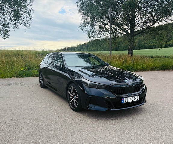 BMW i5 4 of 30