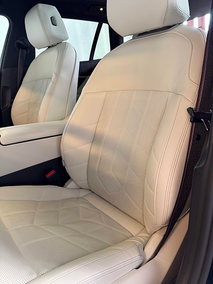 BMW i5 13 of 30