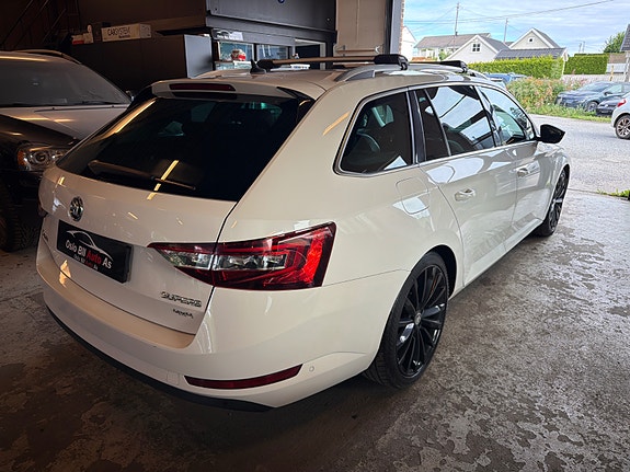 Skoda Superb 6 of 18