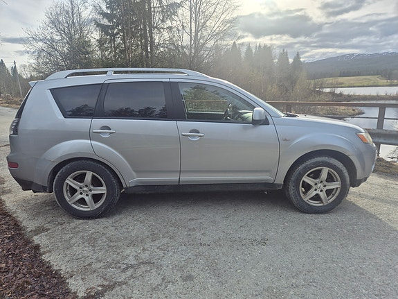 Mitsubishi Outlander 5 of 6