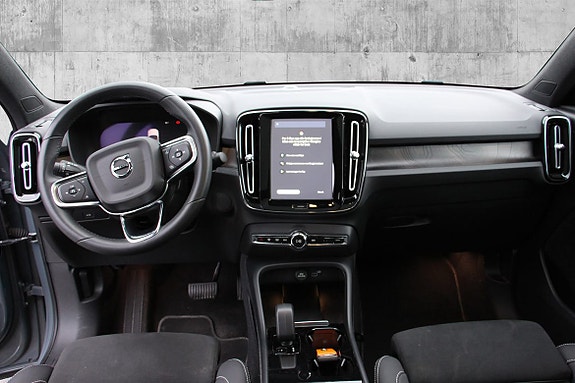 Volvo C40 20 of 30