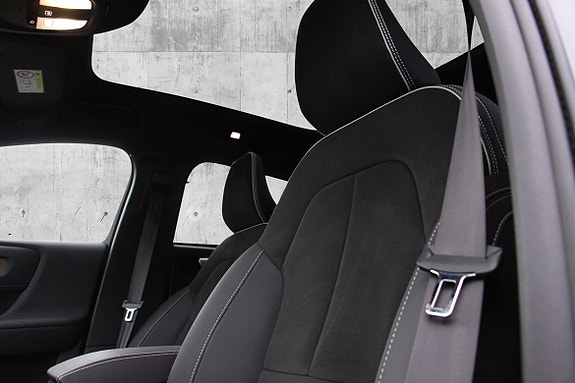 Volvo C40 14 of 30