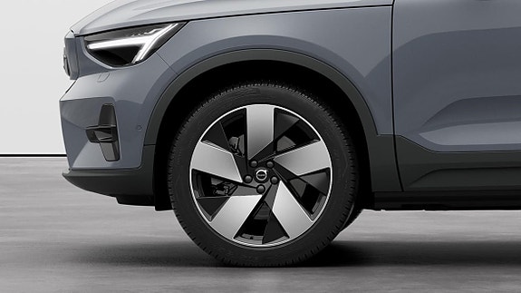 Volvo C40 10 of 30