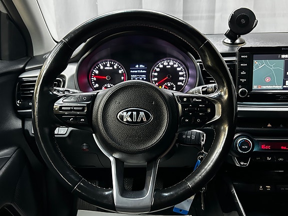 Kia Rio 15 of 30