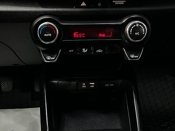 Kia Rio 26 of 30