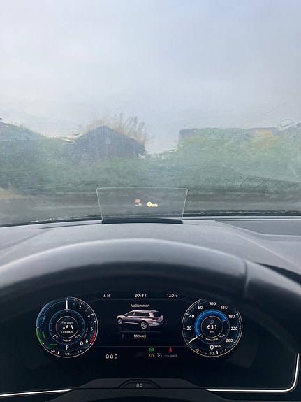 Volkswagen Passat 6 of 22