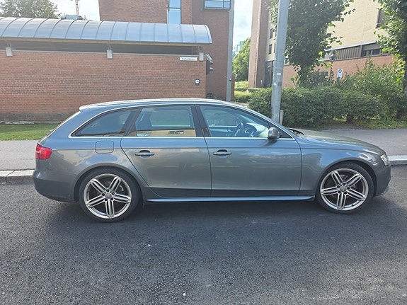 Audi A4 3 of 5