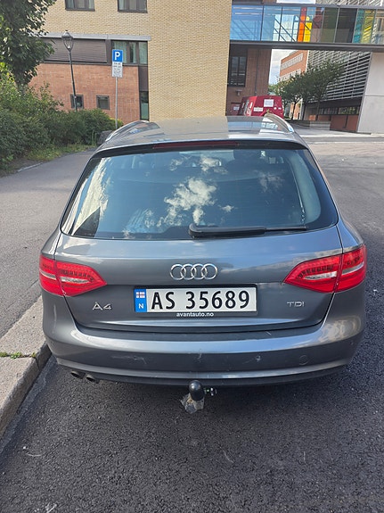 Audi A4 4 of 5