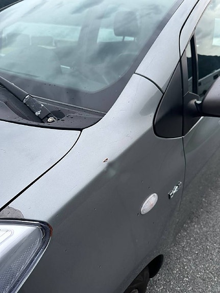 Toyota Yaris 11 of 17