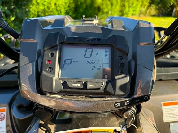 Polaris Sportsman 850 (ATV) 9 of 10