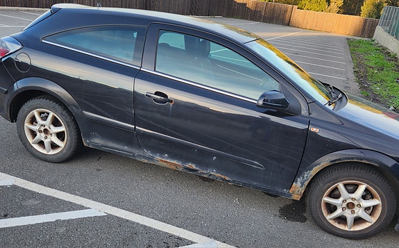 Opel Astra 2 of 5