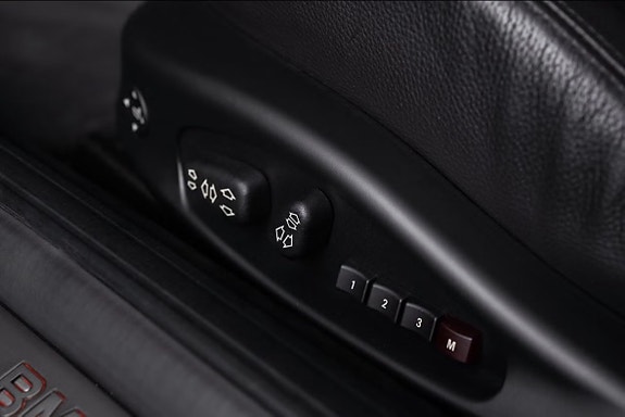 BMW 650i 10 of 11