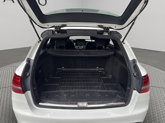 Mercedes-Benz C220 d 10 of 29