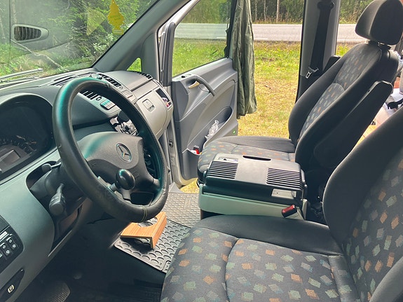 Mercedes-Benz Vito 111 18 of 29