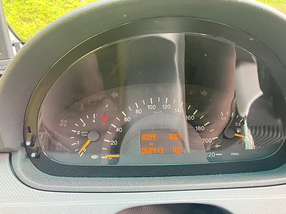 Mercedes-Benz Vito 111 6 of 29