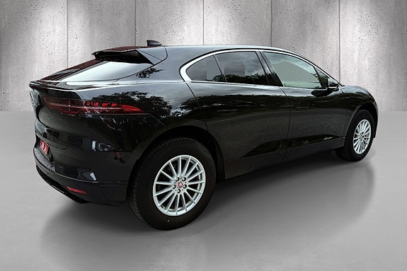 Jaguar I-PACE 5 of 5