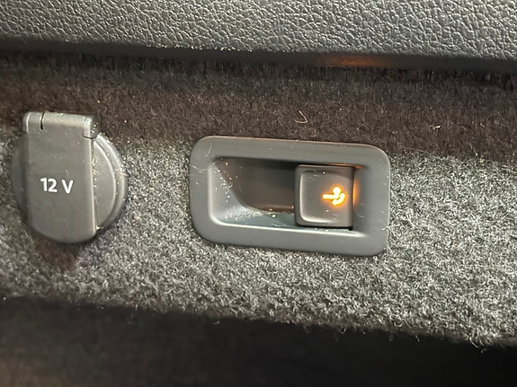 Volkswagen Passat 11 of 30