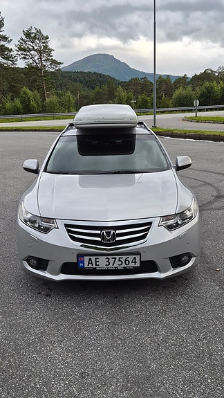 Honda Accord 3 of 18