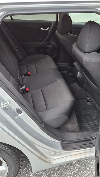 Honda Accord 14 of 18