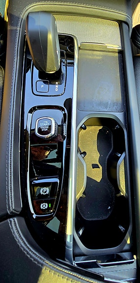 Volvo XC90 20 of 30