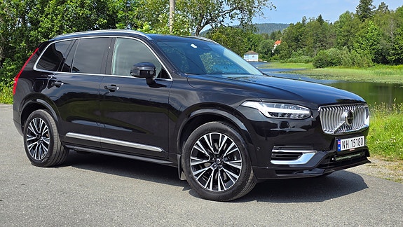 Volvo XC90 6 of 30
