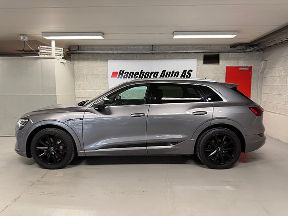 Audi e-tron 2 of 30