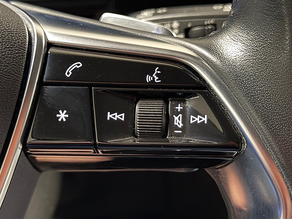Audi e-tron 25 of 30
