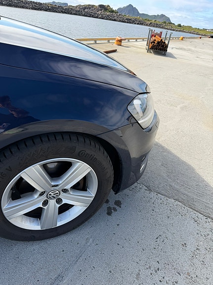 Volkswagen Golf VII 5 of 5