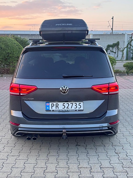Volkswagen Touran 5 of 5