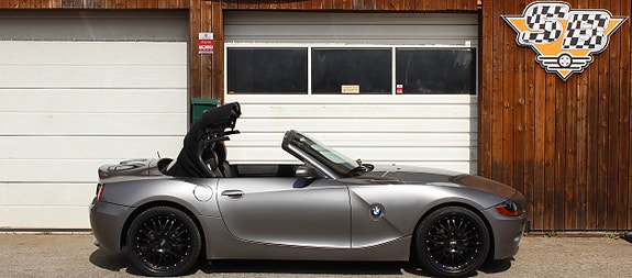 BMW Z4 8 of 30