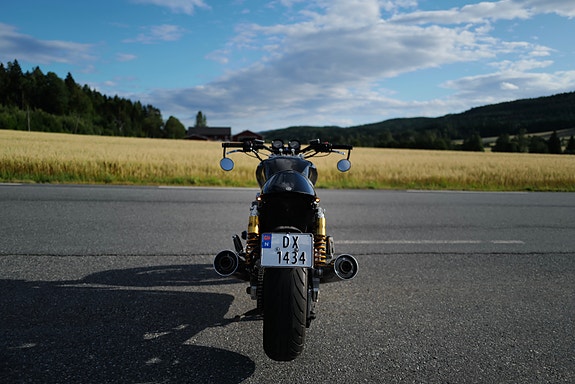 Yamaha XJR 1300 - Cafe Racer 10 of 15