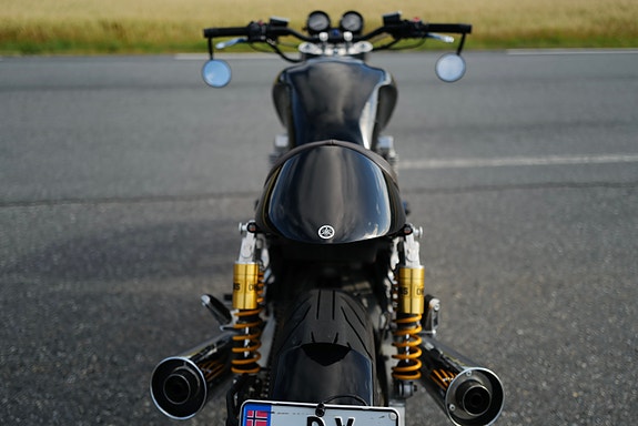 Yamaha XJR 1300 - Cafe Racer 6 of 15