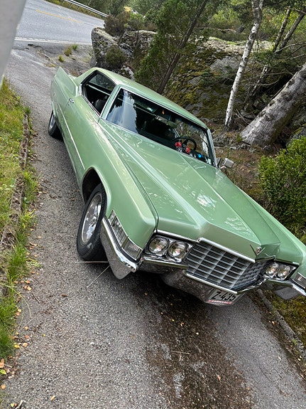 Cadillac Coupé DeVille 19 of 20