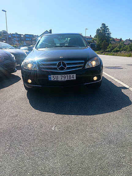 Mercedes-Benz C200