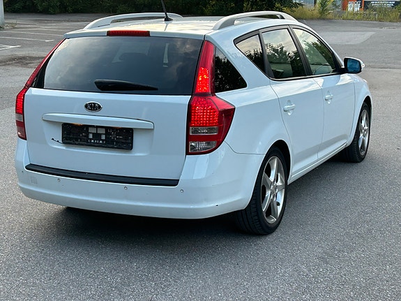 Kia Ceed 7 of 16