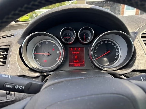 Opel Insignia 9 of 10
