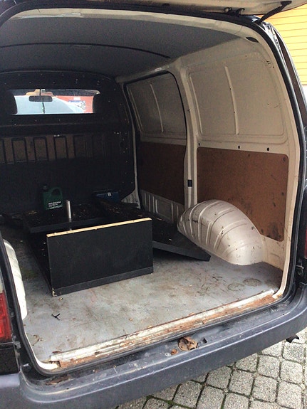 Toyota HiAce 5 of 5