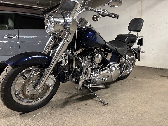 Harley-Davidson FLSTF Fat Boy 3 of 10