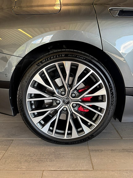 Audi A6 e-tron 17 of 30