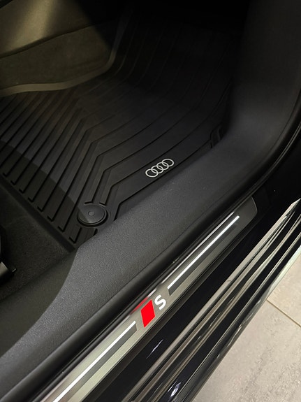 Audi A6 e-tron 26 of 30