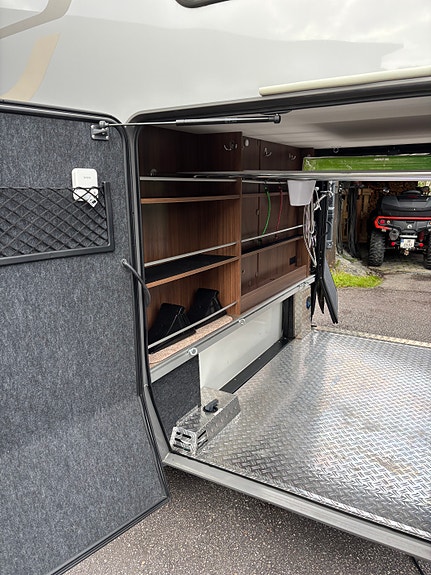 Hymer B-680-MC, type HRS2 8 of 29