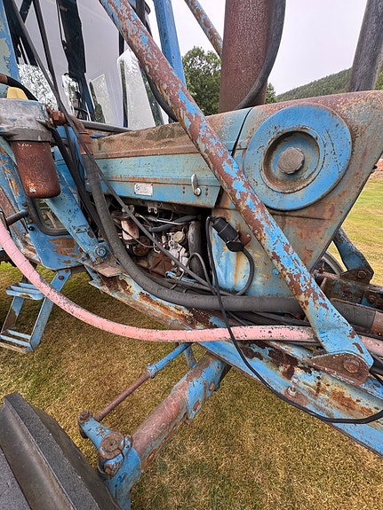 Ford 7600 14 of 21