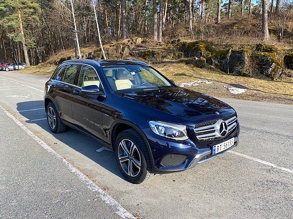 Mercedes-Benz GLC350 e 3 of 7