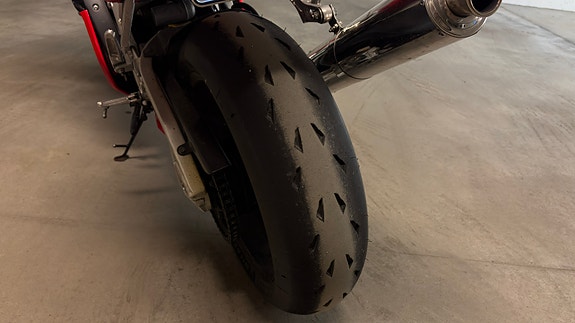 Yamaha YZF-R6 9 of 10
